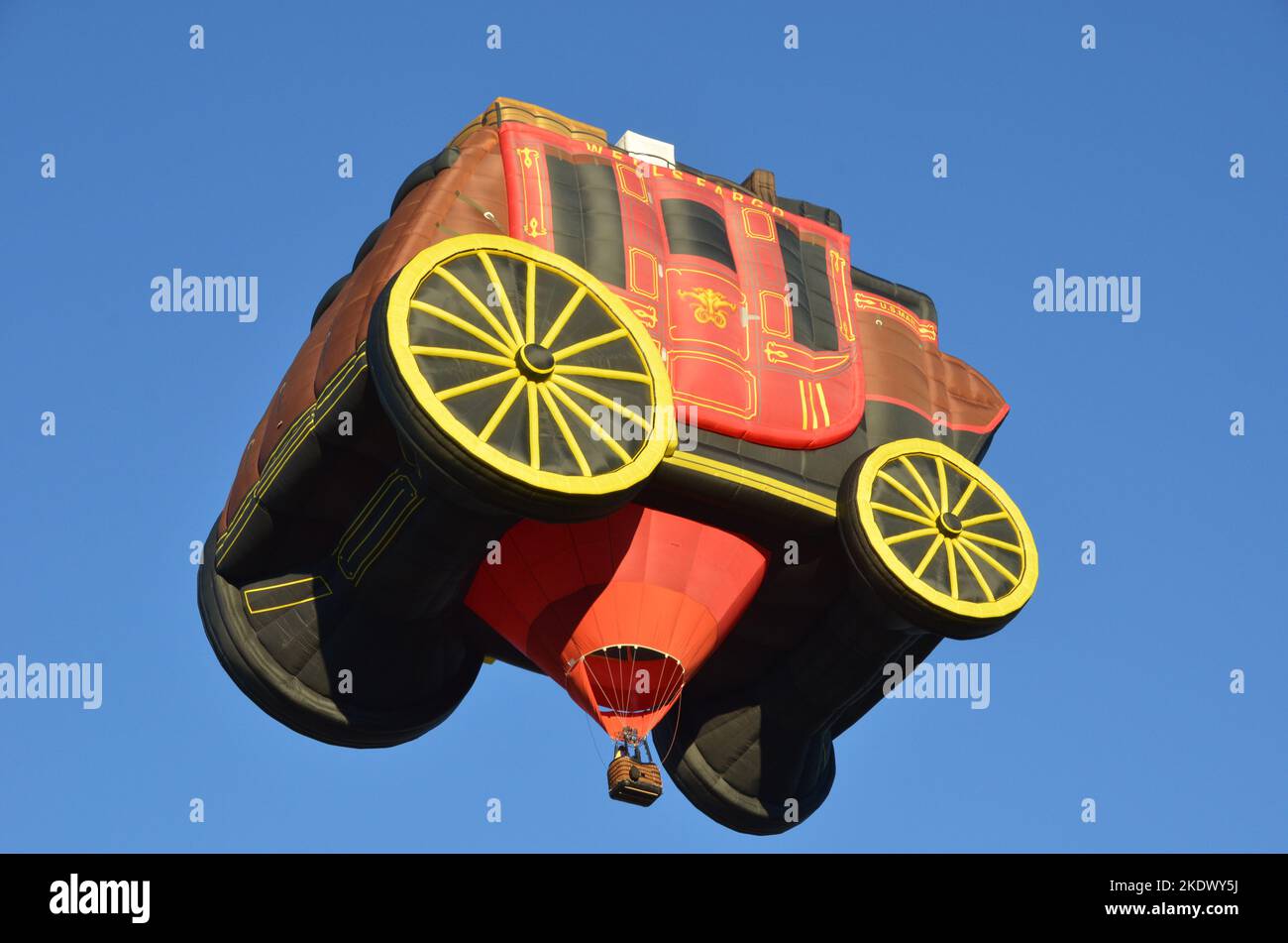 Ballon in besonderer form -Fotos und -Bildmaterial in hoher Auflösung ...