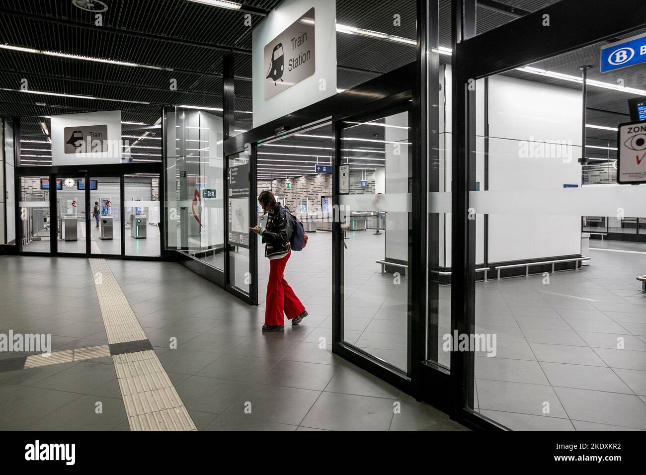 Die Abbildung zeigt den Flughafen Brüssel während eines nationalen Aktionstages aller Gewerkschaften, Mittwoch, den 09. November 2022, in Brüssel. Der Aktionstag gilt für alle öffentlichen und privaten Dienste. BELGA FOTO HATIM KAGHAT Stockfoto