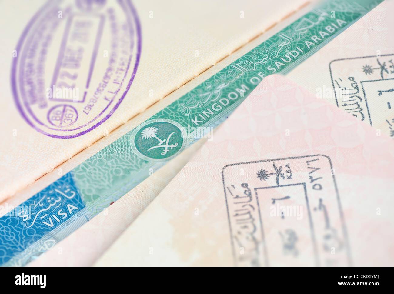 Königreich Saudi-Arabien Visa-Stempel und Genehmigung. Saudi-Arabien gewährte ausländischen Touristen aus 49 Ländern Zugang zu Saudi-Arabien. Stockfoto