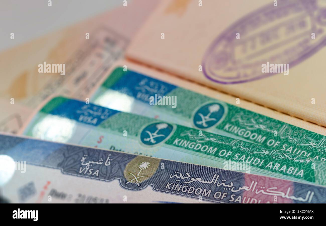 Königreich Saudi-Arabien Visa-Stempel und Genehmigung. Saudi-Arabien gewährte ausländischen Touristen aus 49 Ländern Zugang zu Saudi-Arabien. Stockfoto