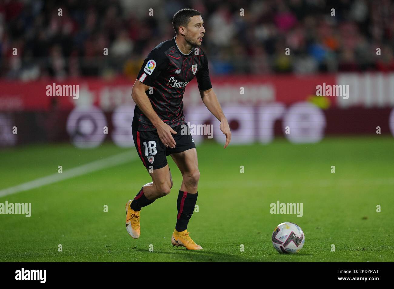 Oscar de Marcos vom Athletic Club während des La Liga-Spiels zwischen dem FC Girona und dem Athletic Club spielte am 04. November 2022 im Montilivi-Stadion in Girona, Spanien. (Foto von Sergio Ruiz / PRESSIN) Stockfoto