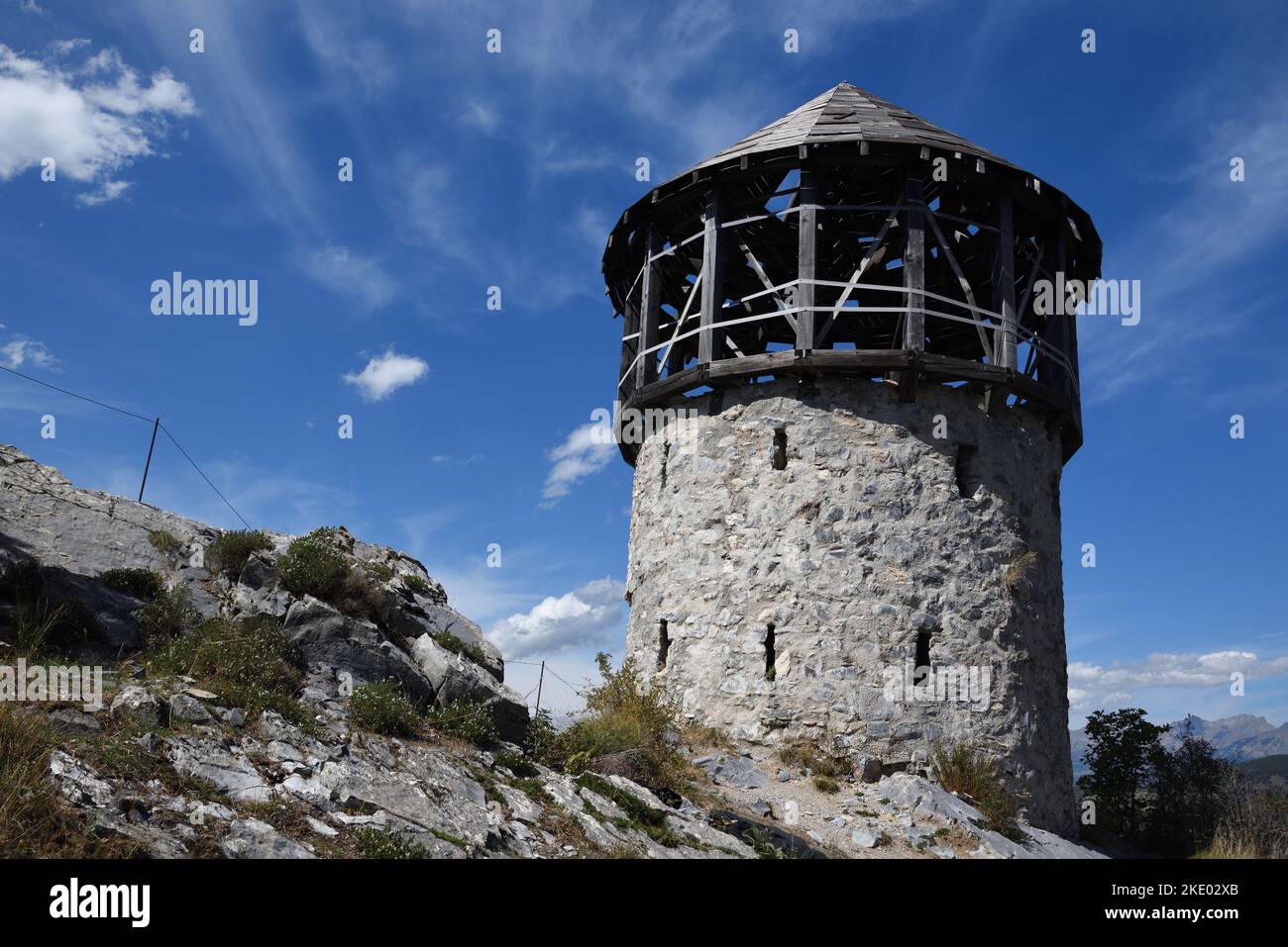 Tour Vauban, Vauban Aussichtsturm oder Wachturm in Saint-Vincent-les-Forts im Ubaye-Tal Alpes-de-Haute-Provence Französische Alpen Frankreich Stockfoto