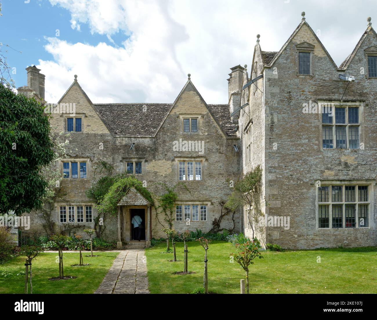 Blick Auf Die Quelle Von Kelmscott Manor Stockfoto