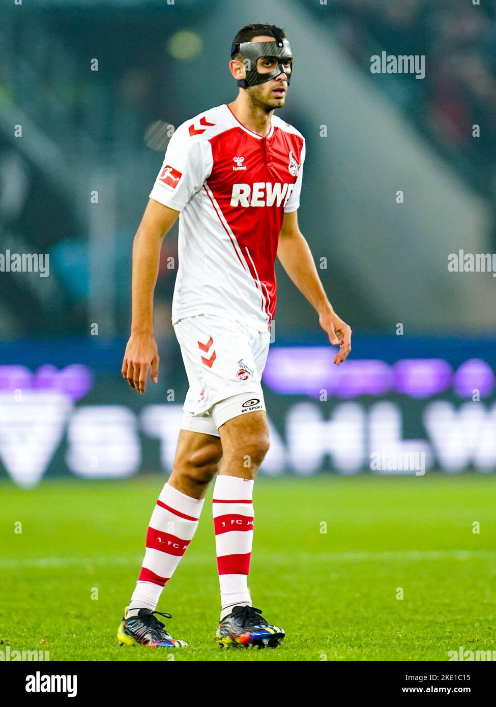 KÖLN, DEUTSCHLAND - NOVEMBER 9: Ellyes Skhiri von 1. FC Köln während des Bundesliga-Spiels zwischen 1. FC Köln und Bayer 04 Leverkusen am 9. November 2022 im RheinEnergieStadion in Köln (Foto: Rene Nijhuis/Orange Picturs) Stockfoto