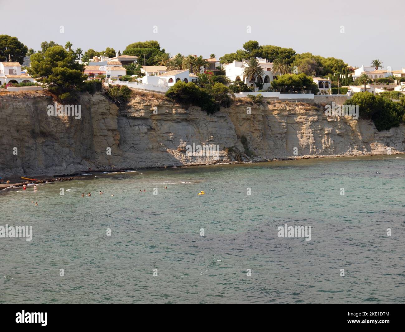 Playa de Calalga (Calpe, Provinz Alicante, Bundesland Valencia, Königreich Spanien) Stockfoto