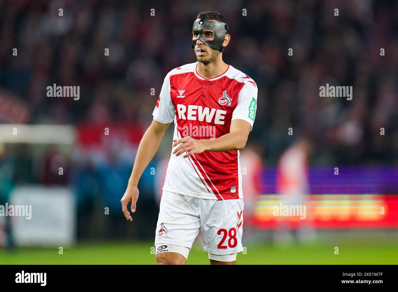 KÖLN, DEUTSCHLAND - NOVEMBER 9: Ellyes Skhiri von 1. FC Köln während des Bundesliga-Spiels zwischen 1. FC Köln und Bayer 04 Leverkusen am 9. November 2022 im RheinEnergieStadion in Köln (Foto: Rene Nijhuis/Orange Picturs) Stockfoto