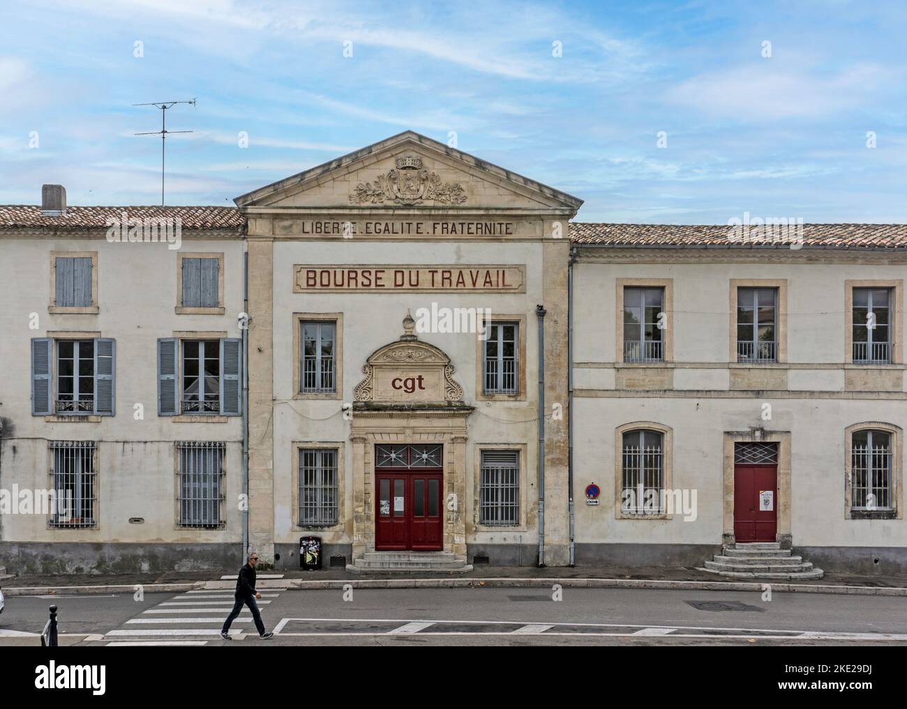Die Bourse du Travail in Arles, Frankreich. Arbeitsbörse, historisches Gebäude, Arles. Stockfoto