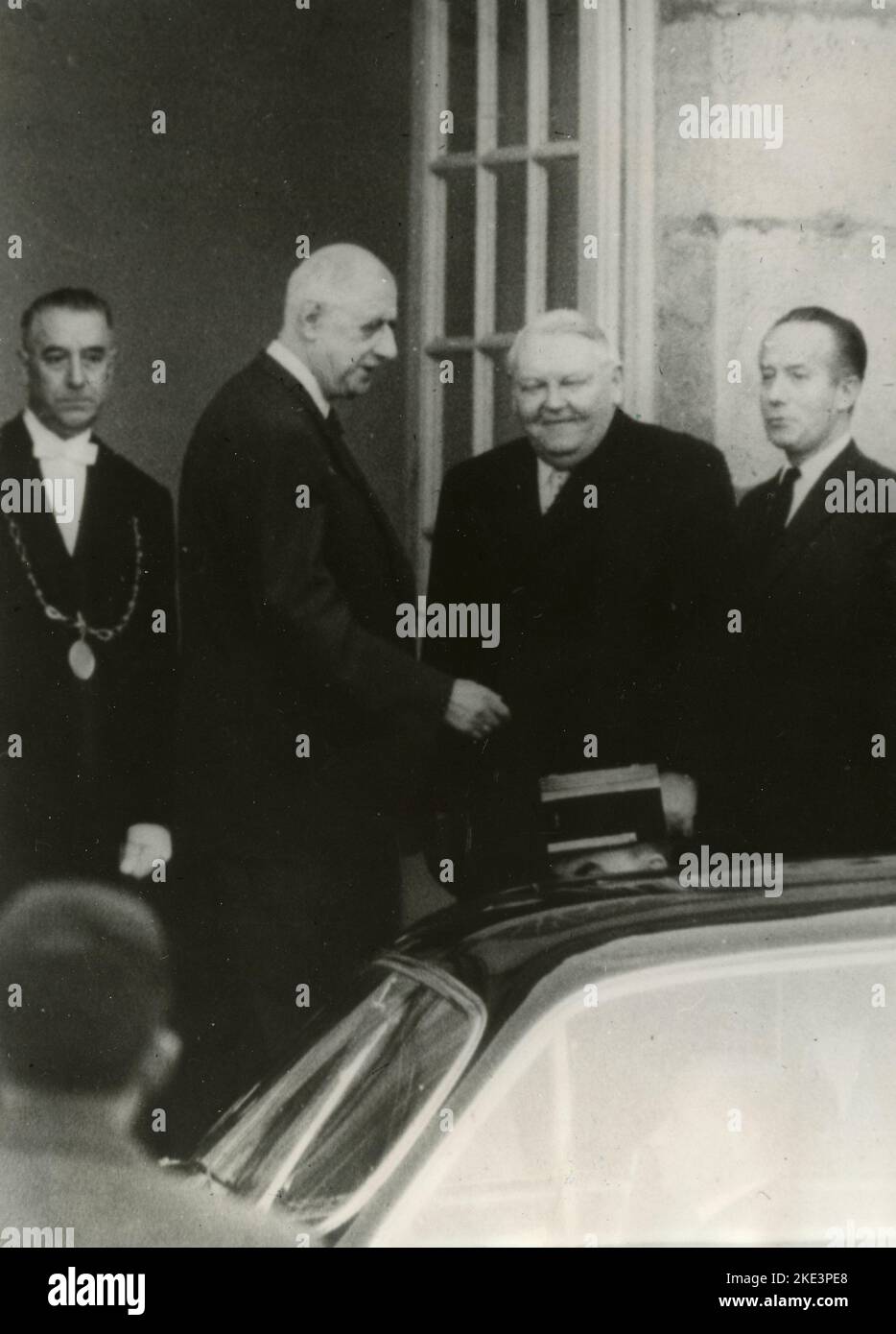 Offizieller Besuch von Chancelor Ludwig Erhard beim französischen Präsidenten Charles De Gaulle, Paris, Frankreich, Februar 1965 Stockfoto