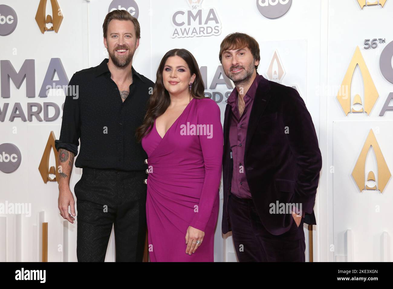 10. November 2022 - Nashville, Tennessee - Charles Kelley, Hillary Scott und Dave Haywood, Lady A. 56. jährliche CMA Awards in der Bridgestone Arena. (Bild: © Debby Wong/AdMedia über ZUMA Press Wire) Stockfoto