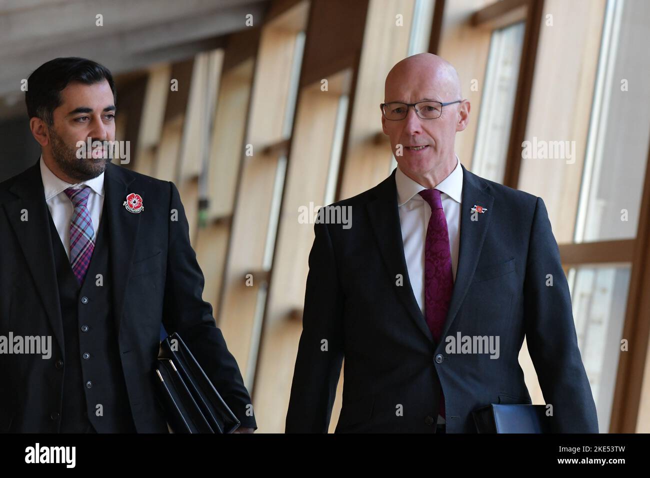Edinburgh Schottland, Großbritannien 10. November 2022.Humza Yousaf und John Swinney kommen für erste Fragen des Ministers im schottischen Parlament an. Credit sst/alamy live News Stockfoto Edinburgh Schottland, Großbritannien 10. November 2022.Humza Yousaf und John Swinney kommen für erste Fragen des Ministers im schottischen Parlament an. Credit sst/alamy live News Stockfoto