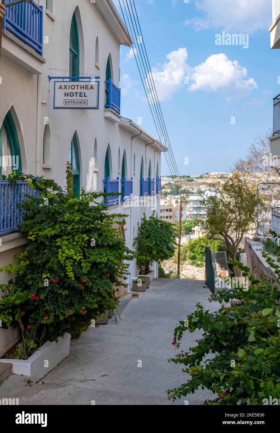 Außenansicht des Axiothea Hotels in der Altstadt von Paphos, Zypern Stockfoto