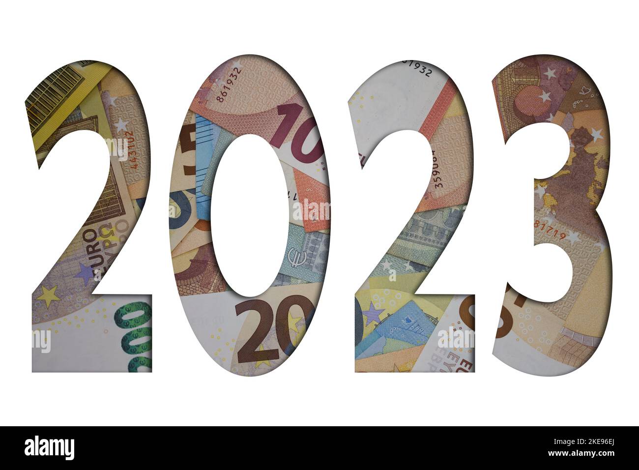 Die Zahl 2023 mit Geld. Papierwährung Hintergrund mit verschiedenen Banknoten. Stockfoto