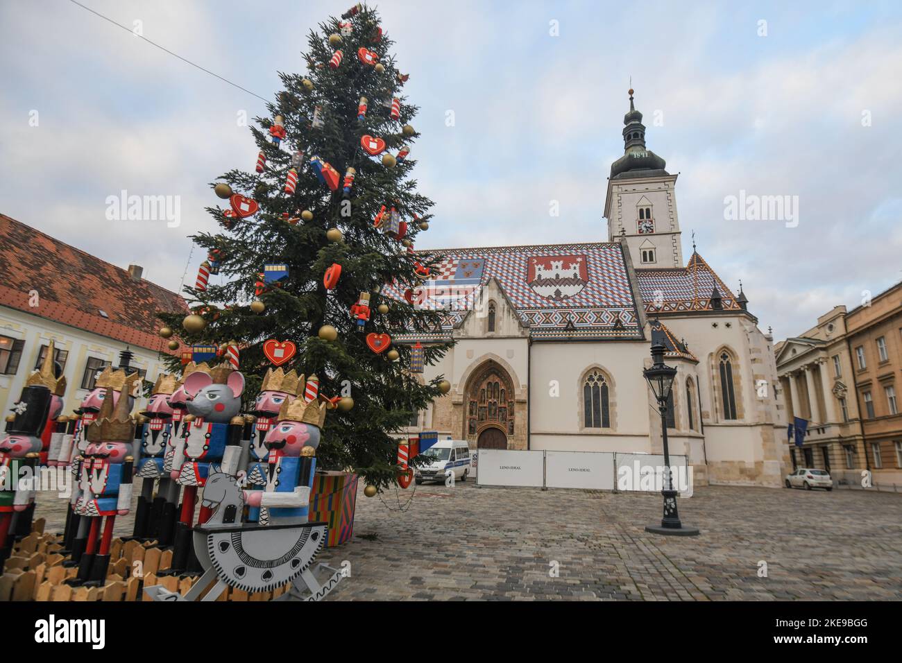 Advent in Zagreb 2021-22. Markuskirche, Zagreb, Kroatien Stockfoto