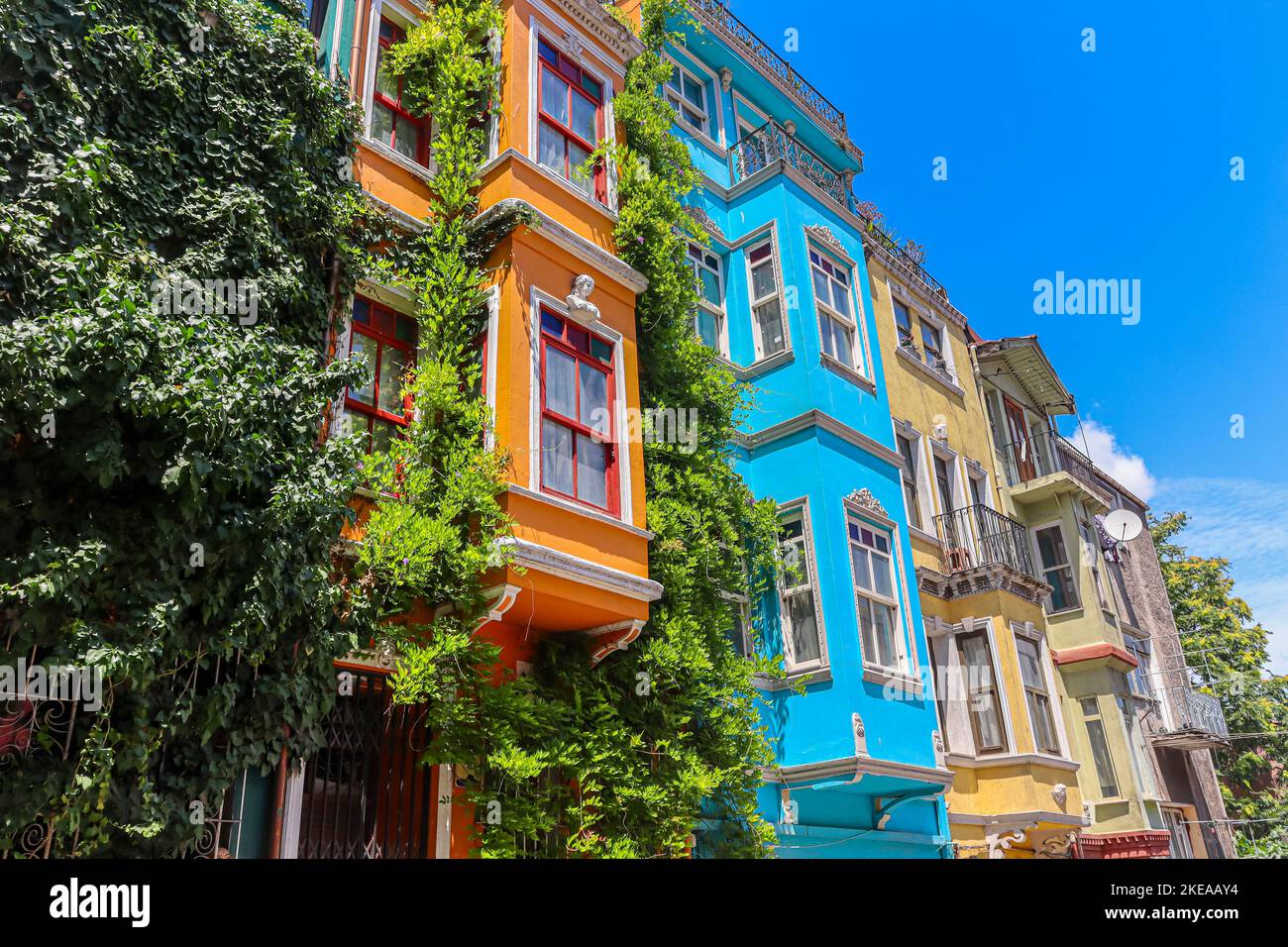 Bunte Häuser in der Stadt istanbul Stockfoto