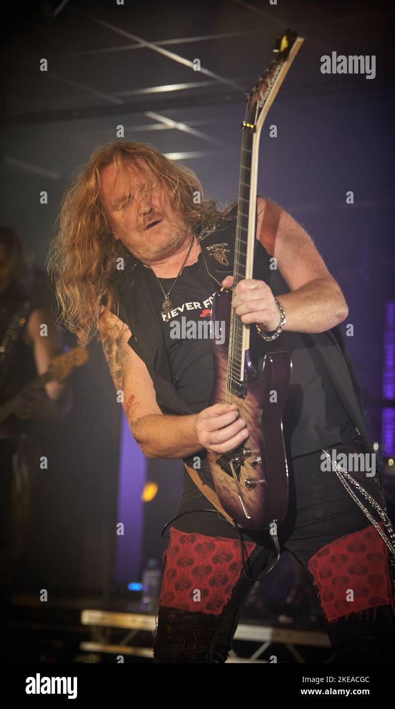 Gin Annie, Live-Auftritt im Hard Rock Hell XV, November 2022, Fotos von John Lambeth. Stockfoto