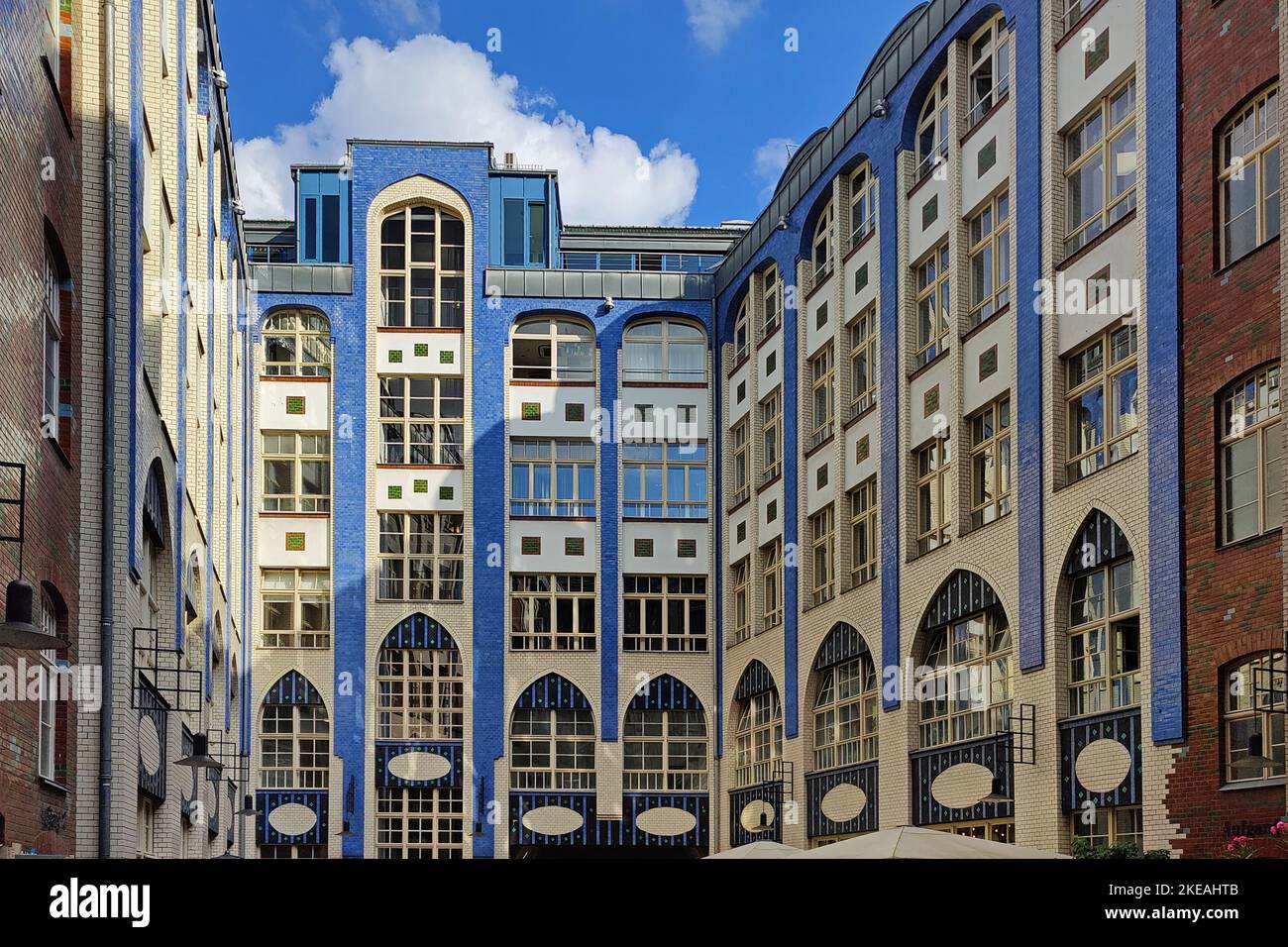 Hackesche Höfe, Verkleidung im ersten Hof, Ostseite, Deutschland, Berlin Stockfoto