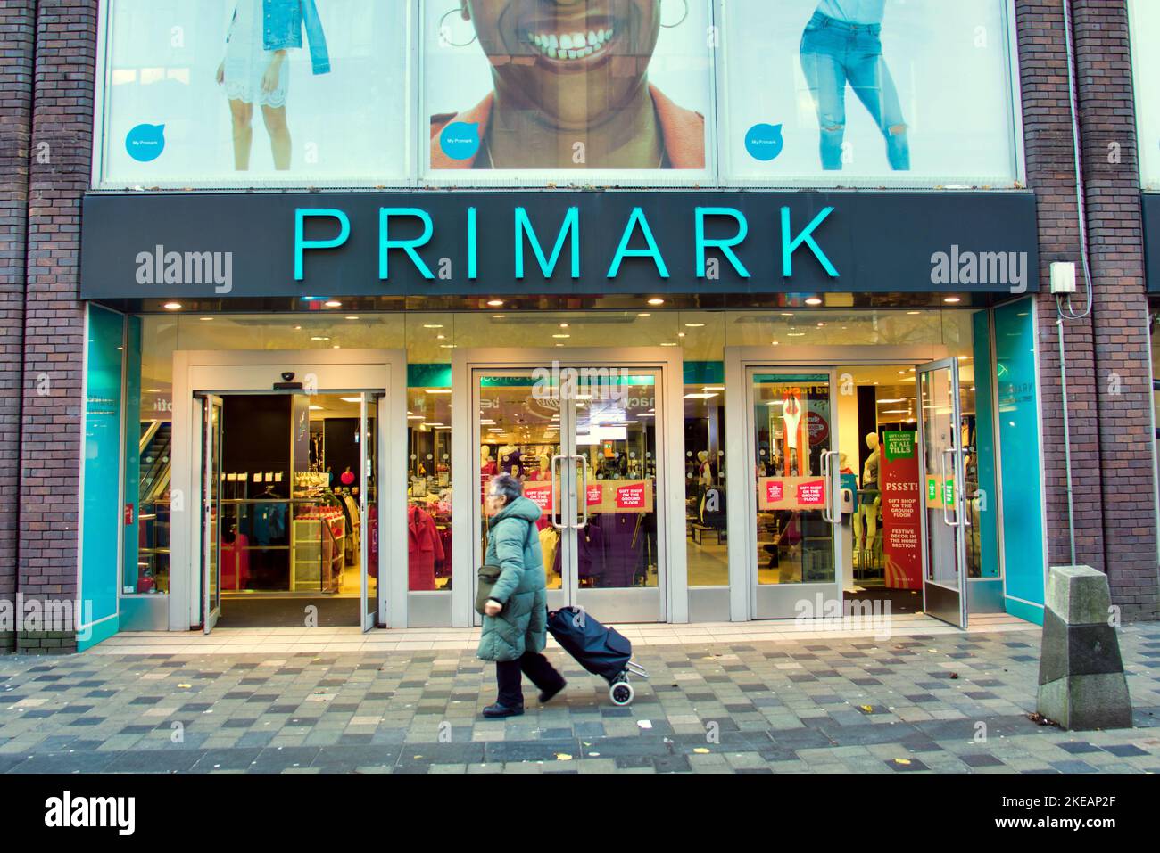 Primark Shop Front sauchiehall Street Glasgow, Schottland, Großbritannien Stockfoto