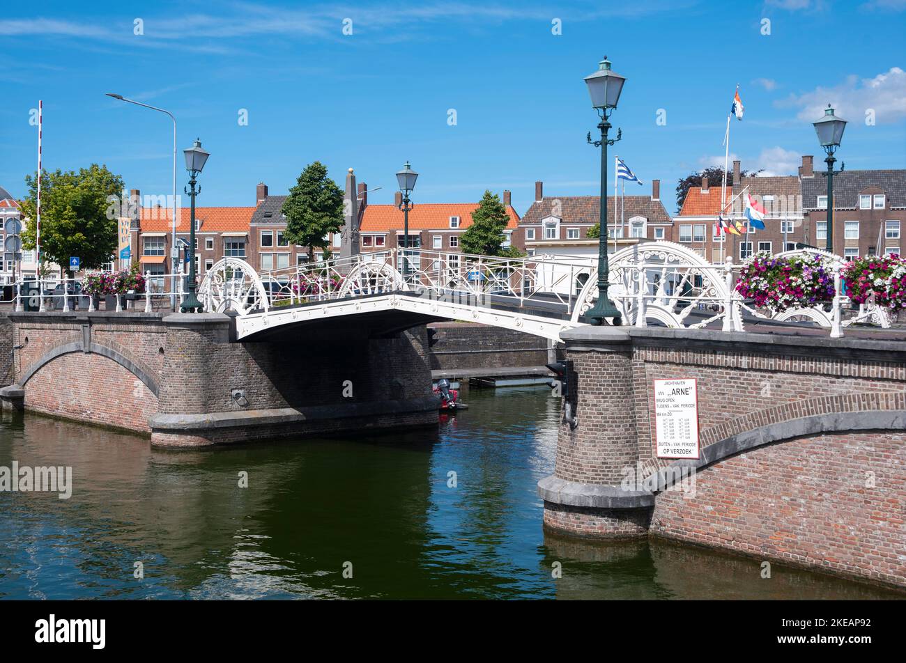 Spijkerbrug am Yachthafen, Middelburg, Zeeland, Niederlande, Europa Stockfoto