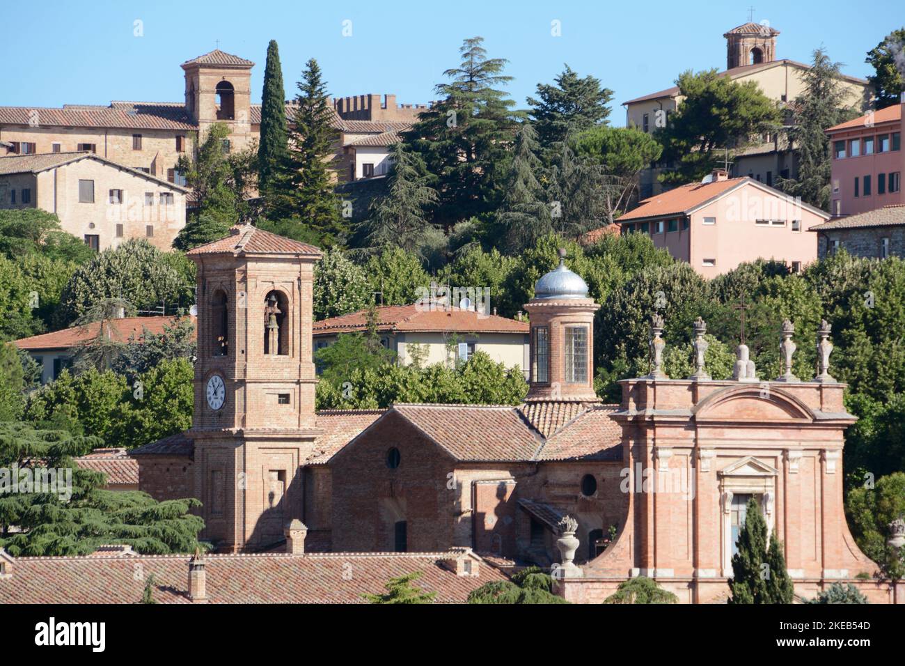 Perugia ist die Hauptstadt der Region Umbrien und liegt auf Hügeln. Es ist voll von Denkmälern, Mauern und Kunstwerken mittelalterlichen Ursprungs. Stockfoto