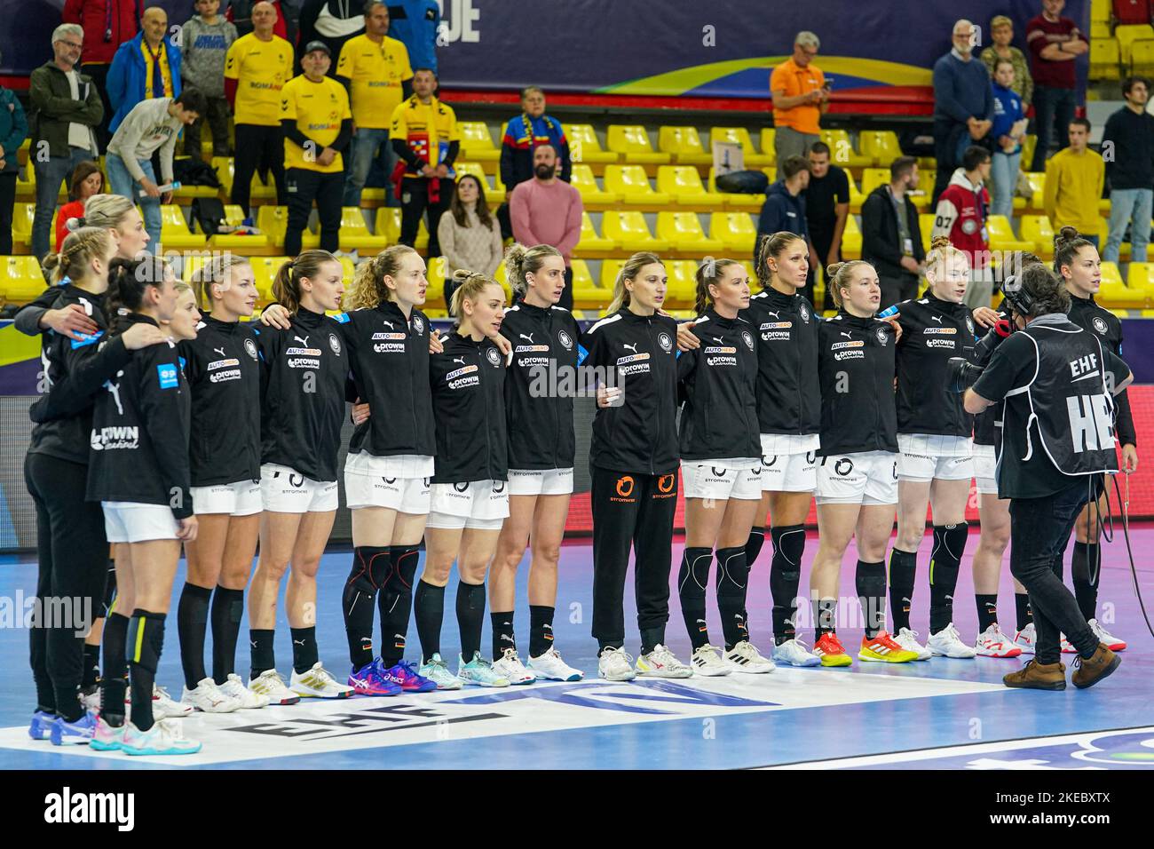 SKOPJE, MAZEDONIEN - 11. NOVEMBER: Spieler Deutschlands während der Hauprunde - EHF EURO 2022 Spiel zwischen den Niederlanden und Deutschland in der Arena Boris Trajkovski am 11. November 2022 in Skopje, Mazedonien (Foto: Henk Seppen/Orange Picches) Stockfoto