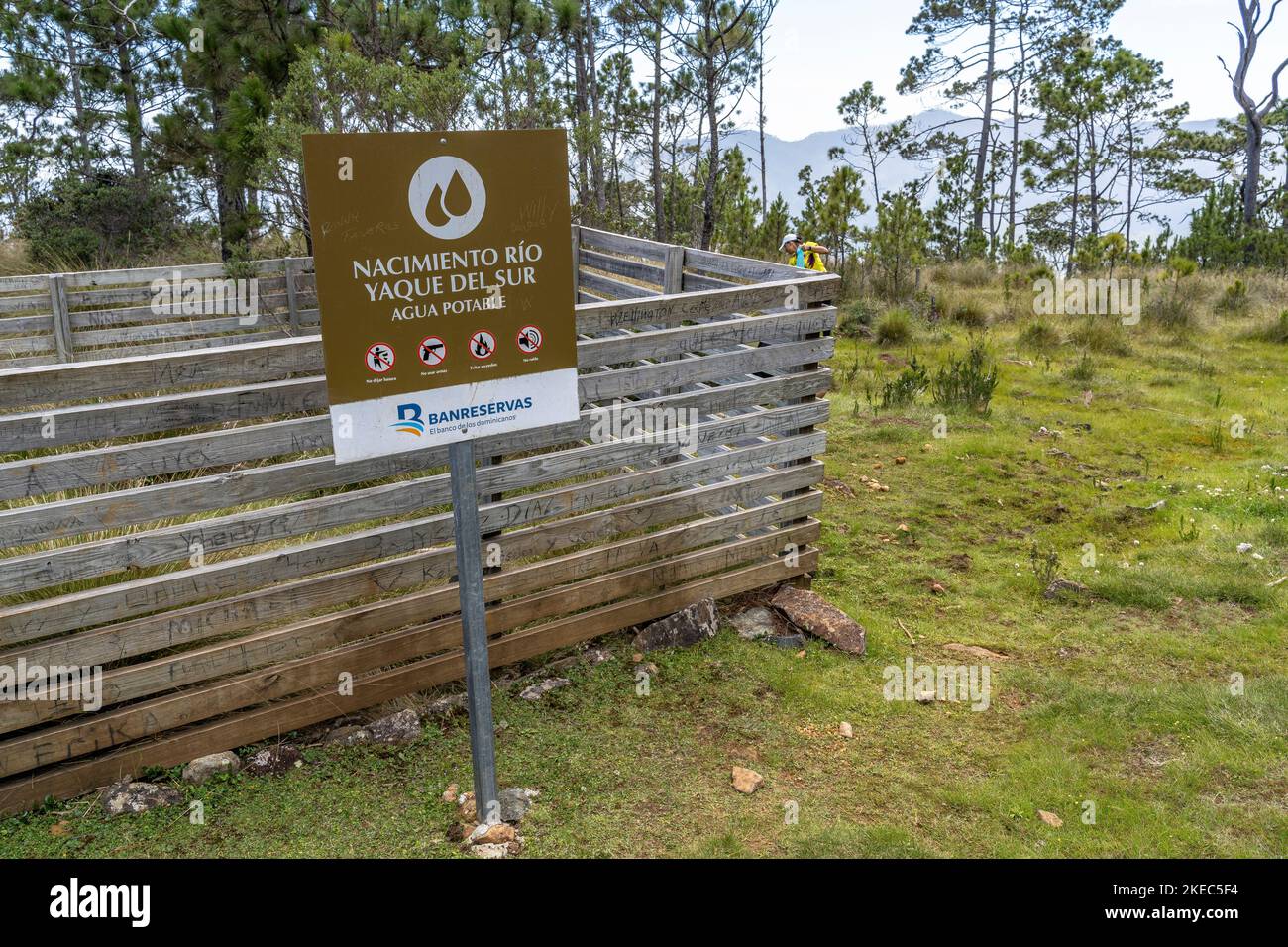 Nordamerika, Karibik, Großantillen, Hispaniola Island, Dominikanische Republik, Central Cordillera, Parque Nacional Armando Bermúdez, Quelle des Rio Yaque del Sur Stockfoto