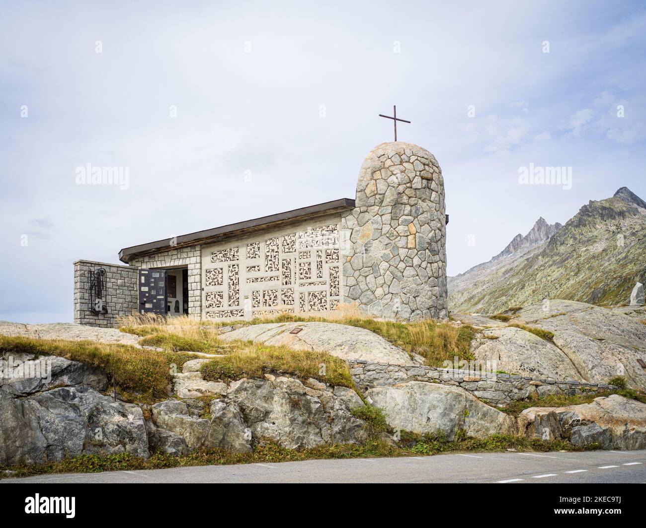 Kapelle des Heiligen Christophorus auf dem Pass Stockfoto