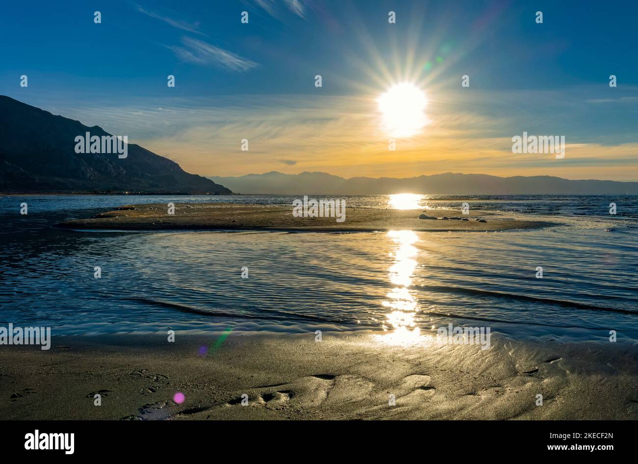 Leichte Stimmung, Uferlandschaft am Great Salt Lake. Stockfoto