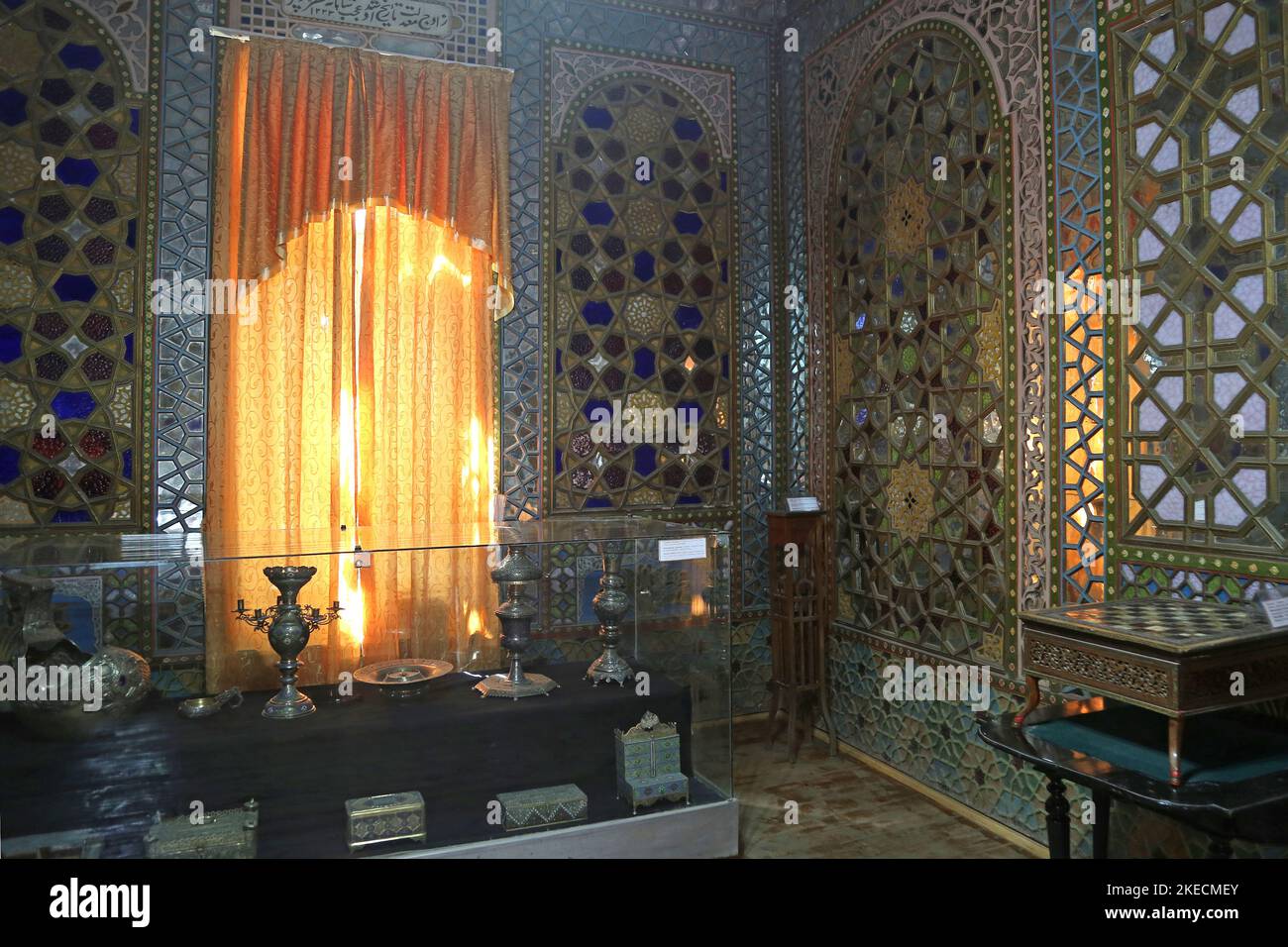 Shatranja (alte Schachform), Sitorai Mokhi Khosa (Palast der mondähnlichen Sterne), Bukhara, Provinz Bukhara, Usbekistan, Zentralasien Stockfoto