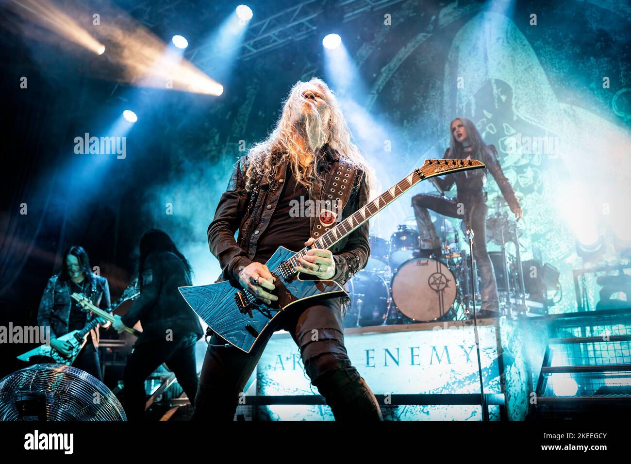 Oslo, Norwegen. 06., November 2022. Die schwedische Melodic Death Metal Band Arch Enemy spielt ein Live-Konzert im Sentrum Scene in Oslo. Hier ist Gitarrist Jeff Loomis live auf der Bühne zu sehen. (Foto: Gonzales Photo - Terje Dokken). Stockfoto