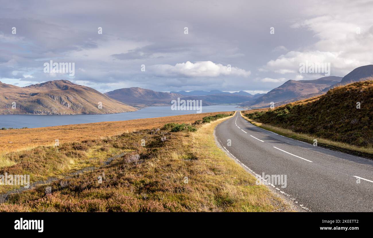 Panoramablick über Little Loch Broom im schottischen Hochland Stockfoto