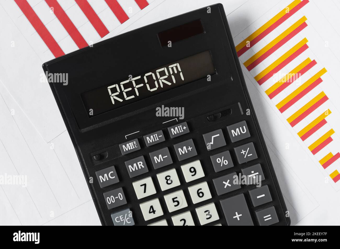 Konzept der Schritte zur Reform der Steuer- und Finanzpolitik. Stockfoto