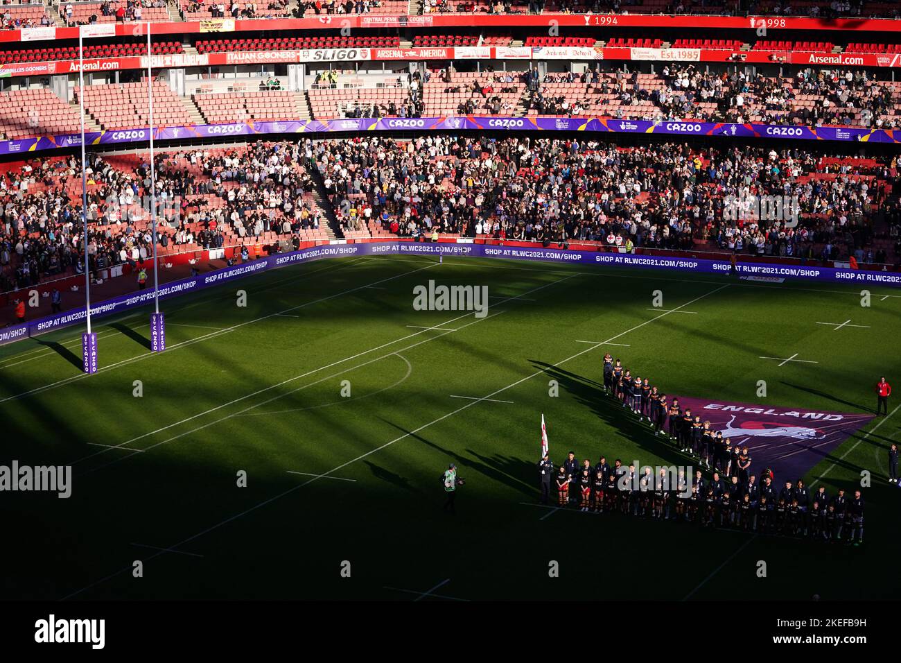 England stellt sich vor dem Halbfinalspiel der Rugby League im Emirates Stadium in London an. Bilddatum: Samstag, 12. November 2022. Stockfoto
