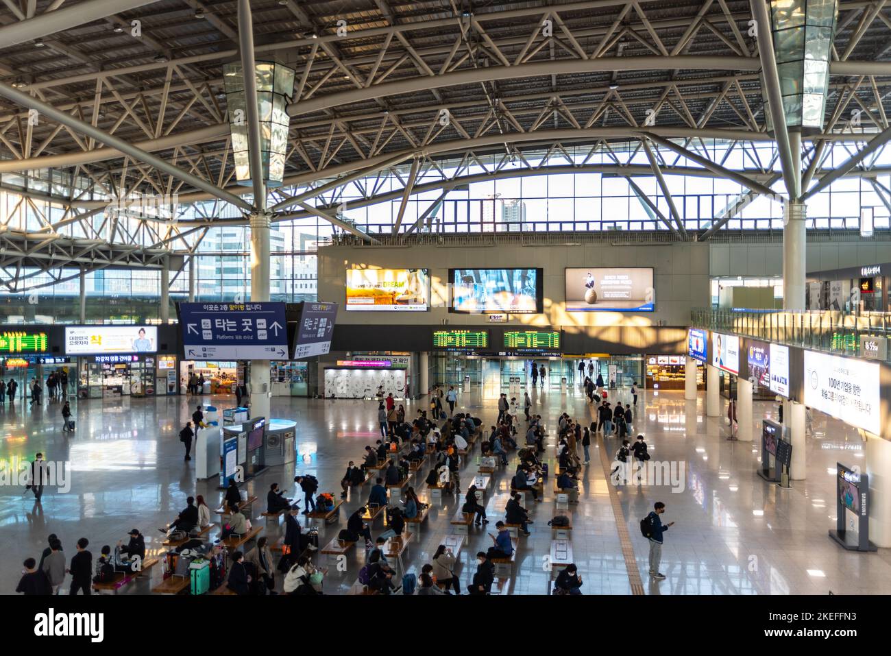 Busan Bahnhof Hochgeschwindigkeitsbahnhof in Busan, Südkorea am 19. Oktober 2022 Stockfoto