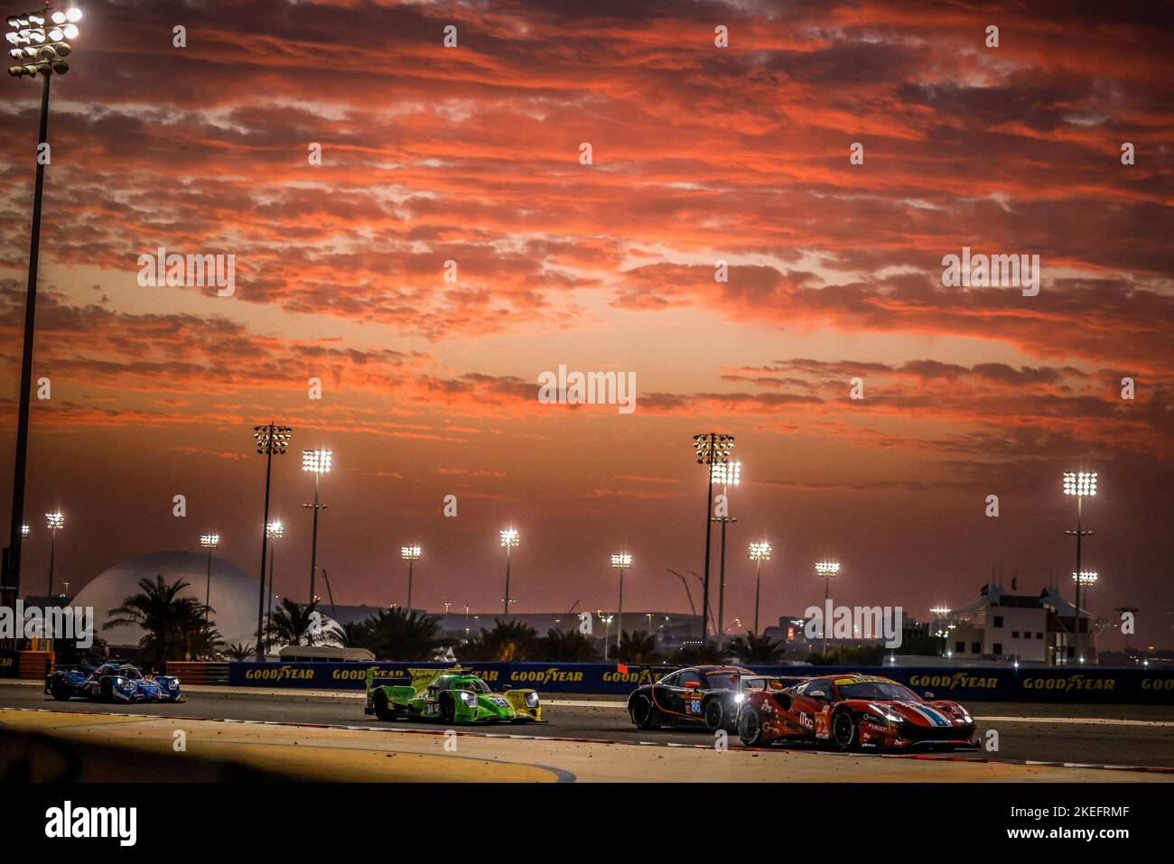 71 DEZOTEUX Franck (Fra), RAGUES Pierre (Fra), AUBRY Gabriel (Fra), Spirit of Race, Ferrari 488 GTE EVO, Aktion während der 8 Stunden von Bahrain 2022, 6. Runde der FIA-Langstrecken-Weltmeisterschaft 2022 auf dem Bahrain International Circuit vom 9. Bis 12. November 2022 in Sakhir, Bahrain – Foto DPPI Stockfoto