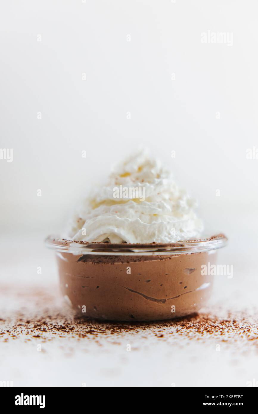 Eine Nahaufnahme eines köstlichen Schokoladenmousse Stockfoto