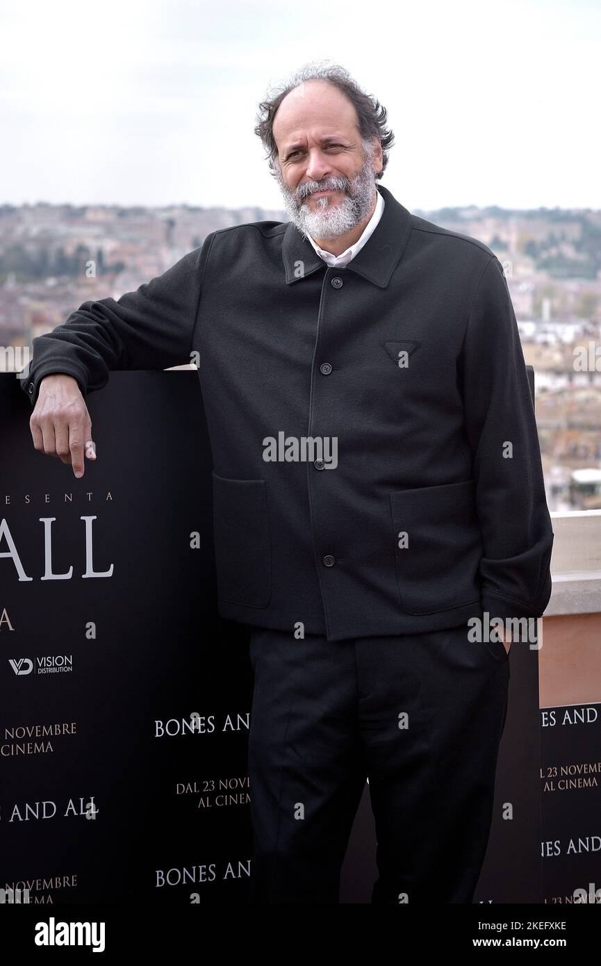 Rom, Italien. 12.. November 2022. Luca Guadagnino nimmt am 12. November 2022 an der Fotozelle „Knochen und alles“ im Hotel De La Ville in Rom, Italien, Teil. Kredit: dpa/Alamy Live Nachrichten Stockfoto