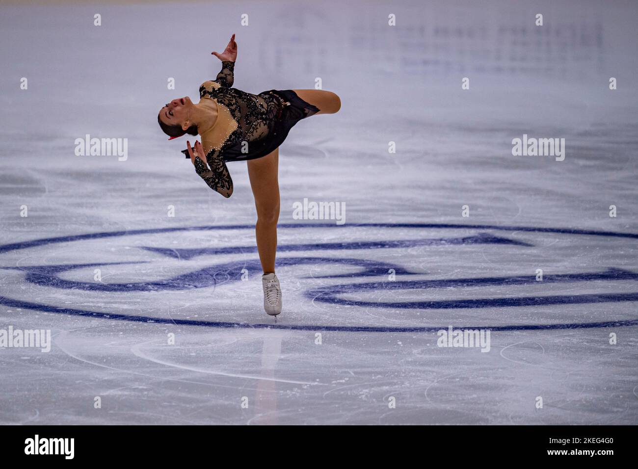 SHEFFIELD, Sheffield. 12., 2022. November. Nicole Schott aus Deutschland startet im Frauen-Kurzprogramm während des ISU Grand Prix - MK John Wilson Trophy 2022 am SAMSTAG, 12. November 2022, auf DER ICE Sheffield. SHEFFIELD, Sheffield. Kredit: Taka G Wu/Alamy Live Nachrichten Stockfoto