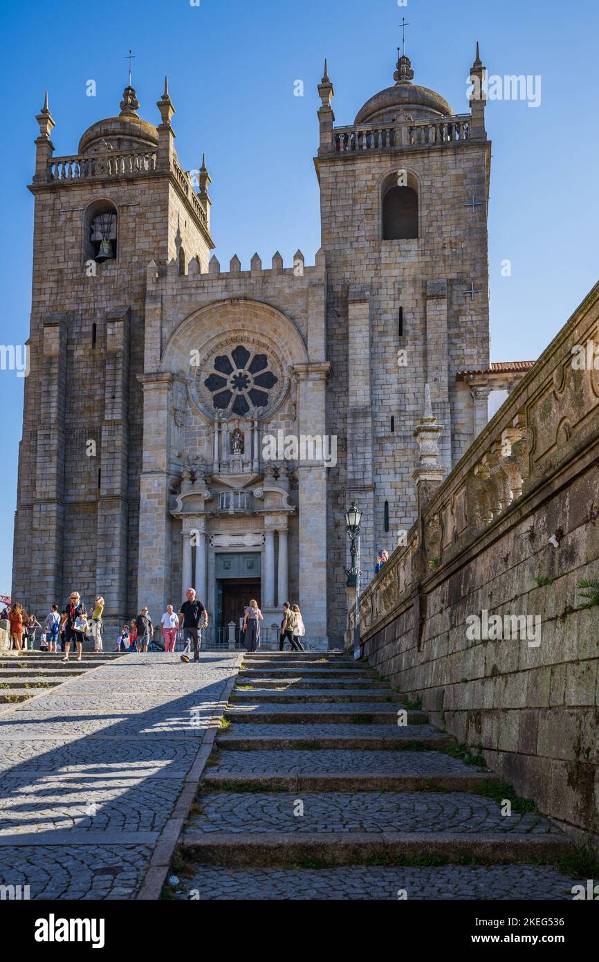 Porto, Portugal, 12. Oktober 2022. Kathedrale der Stadt Porto, Portugal Stockfoto