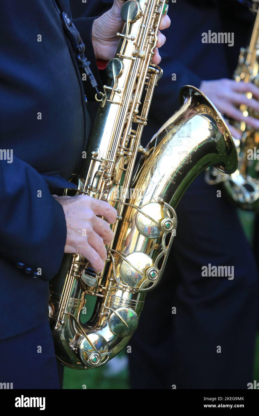Saxophoniste. Harmonie Municipale 'L'Echo du Mont-Blanc'. Armistice de la Première Guerre mondiale. Cérémonie du 11 novembre. Saint-Gervais-les-Bains. Stockfoto