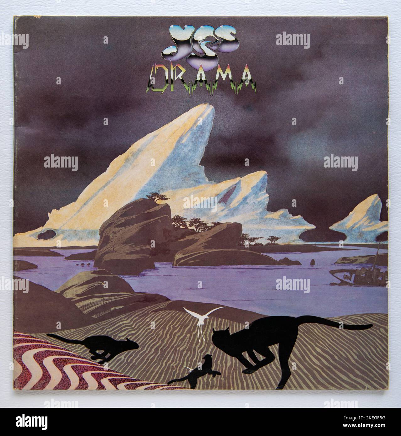 LP-Cover von Drama, dem zehnten Studioalbum der britischen Progressive Rock Band Yes, das 1980 veröffentlicht wurde Stockfoto