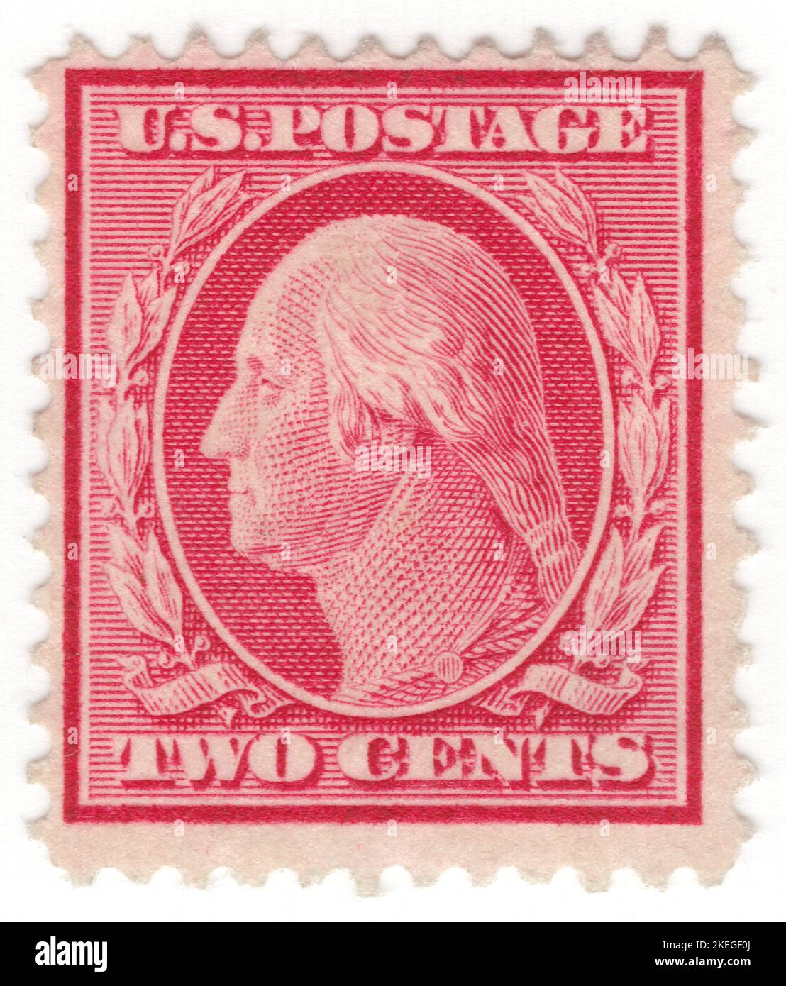 USA - 1908: Eine 2 Cent Carmine Briefmarke, die das Porträt von George Washington darstellt. Amerikanischer Militäroffizier, Staatsmann und Gründungsvater, der von 1789 bis 1797 als erster Präsident der Vereinigten Staaten diente. Vom Kontinentalkongress zum Kommandeur der Kontinentalarmee ernannt, führte Washington die Patriot-Kräfte zum Sieg im amerikanischen Revolutionskrieg und diente als Präsident des Verfassungskonvents von 1787, der die Verfassung der Vereinigten Staaten und der amerikanischen Bundesregierung schuf. Washington wurde als „Vater seines Landes“ bezeichnet Stockfoto