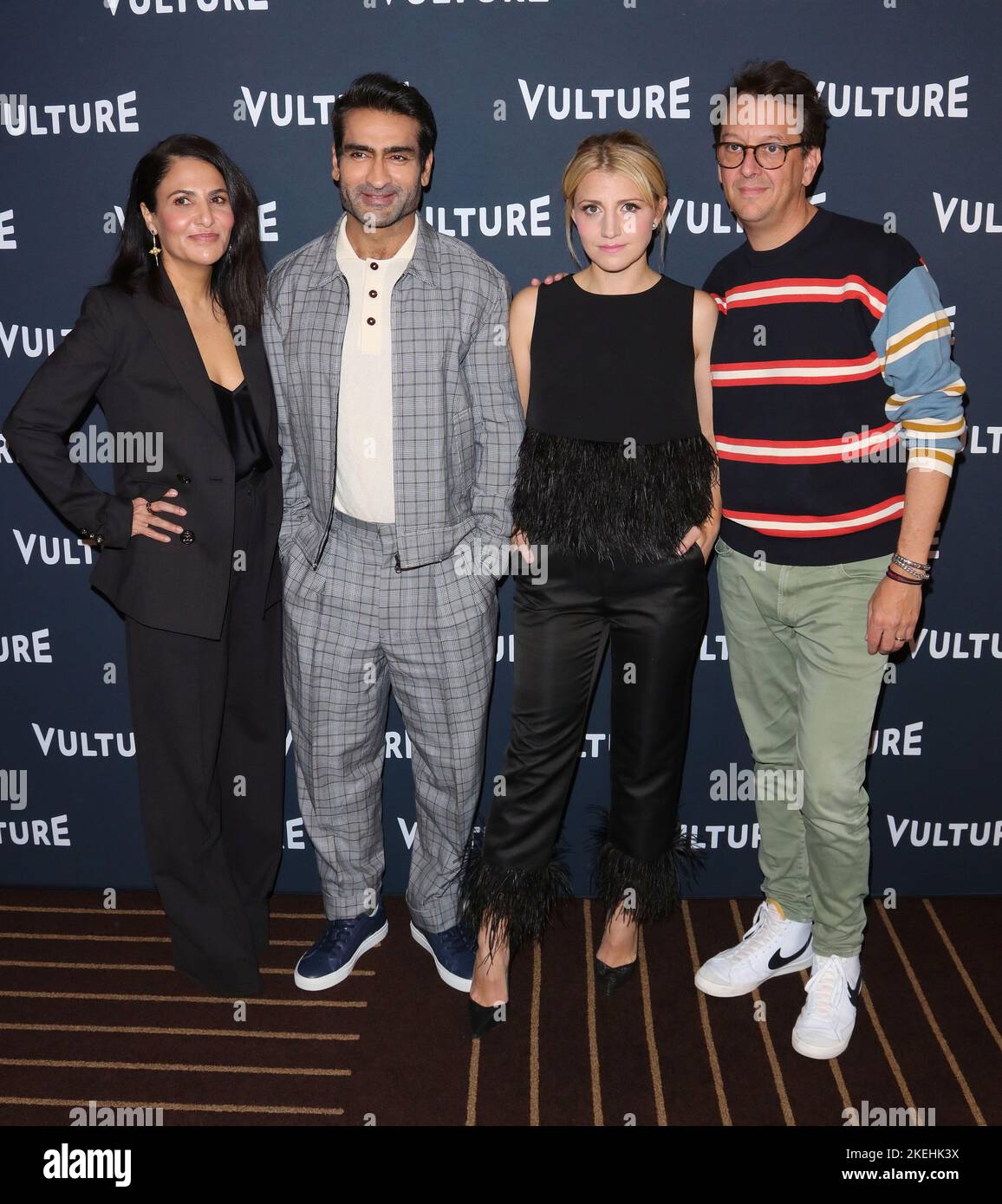 Hollywood, USA. 12.. November 2022. Jenni Konner, Kumail Nanjiani, Annaleigh Ashford, Rob Siegel beim Vulture Festival 2022: Hulus Welcome to Chippendales gibt uns am Samstag, den 11. November 2022, einen Vorgeschmack auf den Auftritt im Roosevelt Hotel in Hollywood, CA. (Foto: Juan Pablo Rico/Sipa USA) Quelle: SIPA USA/Alamy Live News Stockfoto