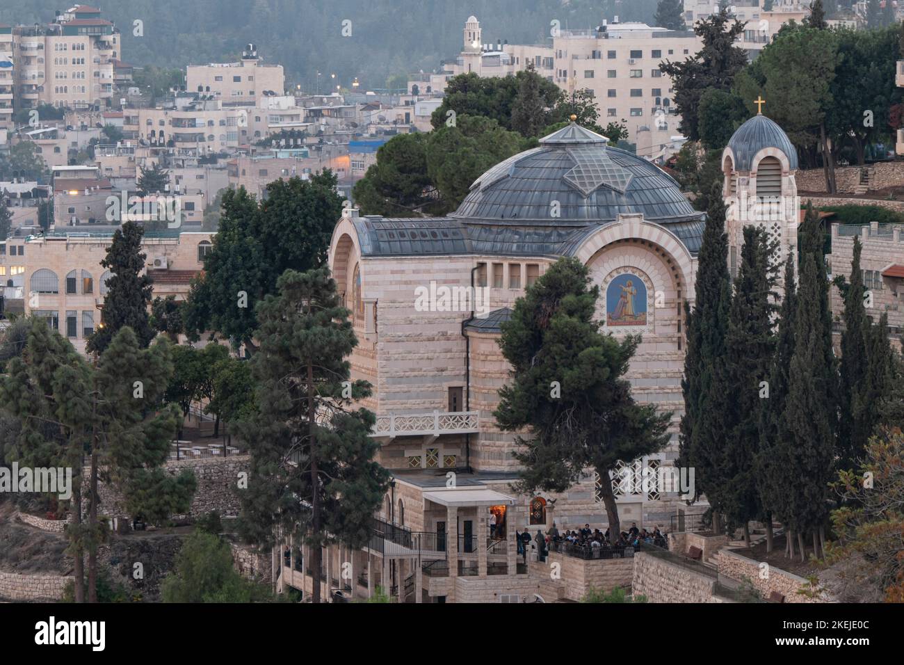 Blick auf die römisch-katholische Kirche St. Peter in Gallicantu am Westhang des palästinensischen Viertels Silwan oder Siloam südlich der Altstadtmauern Ost-Jerusalem Israel Stockfoto
