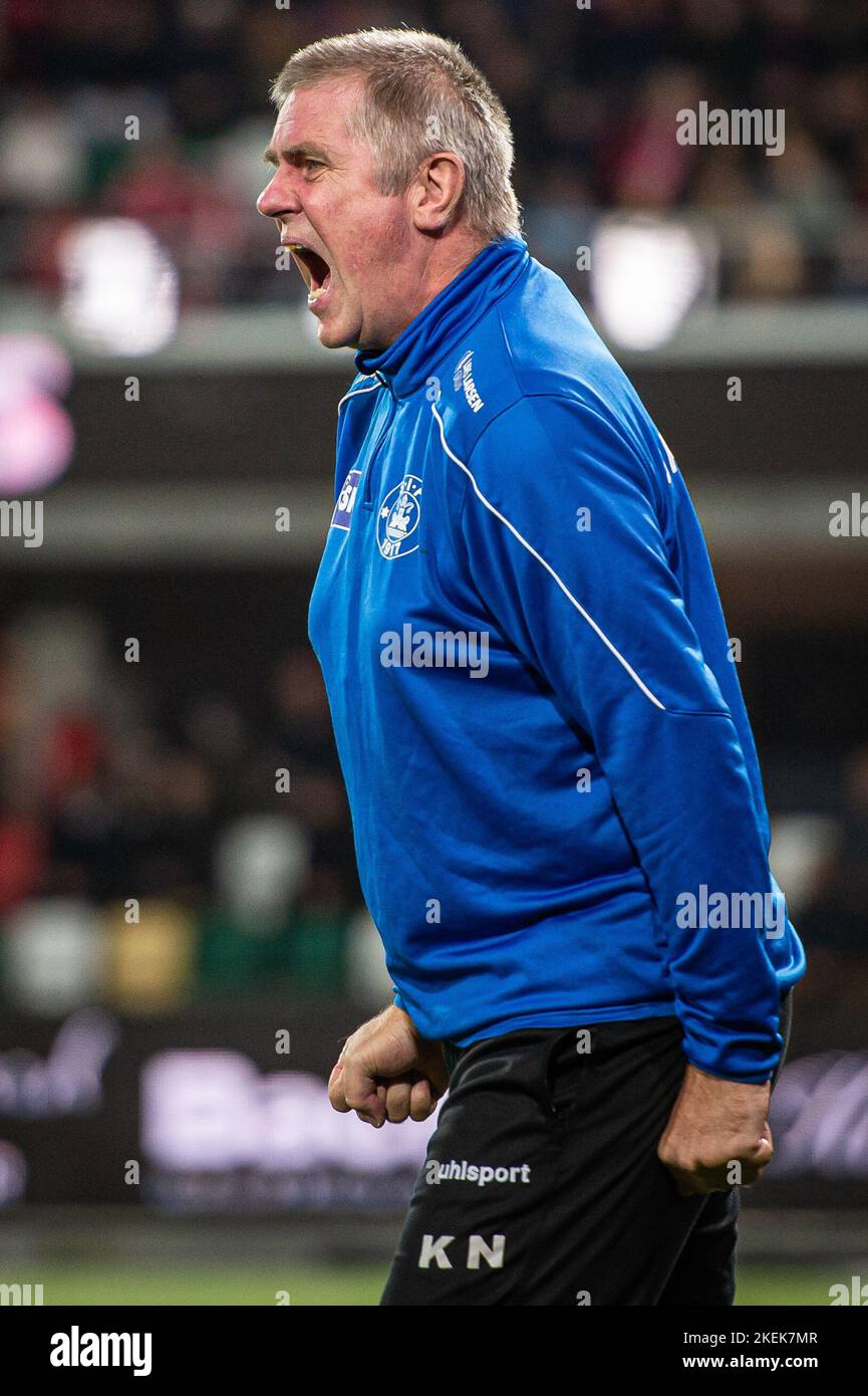 Silkeborg, Dänemark. 12.. November 2022. Cheftrainer Kent Nielsen von Silkeborg, WENN er während des Superliga-Spiels 3F zwischen Silkeborg IF und Lyngby Boldklub im Jysk Park in Silkeborg gesehen wird. (Foto: Gonzales Photo/Alamy Live News Stockfoto