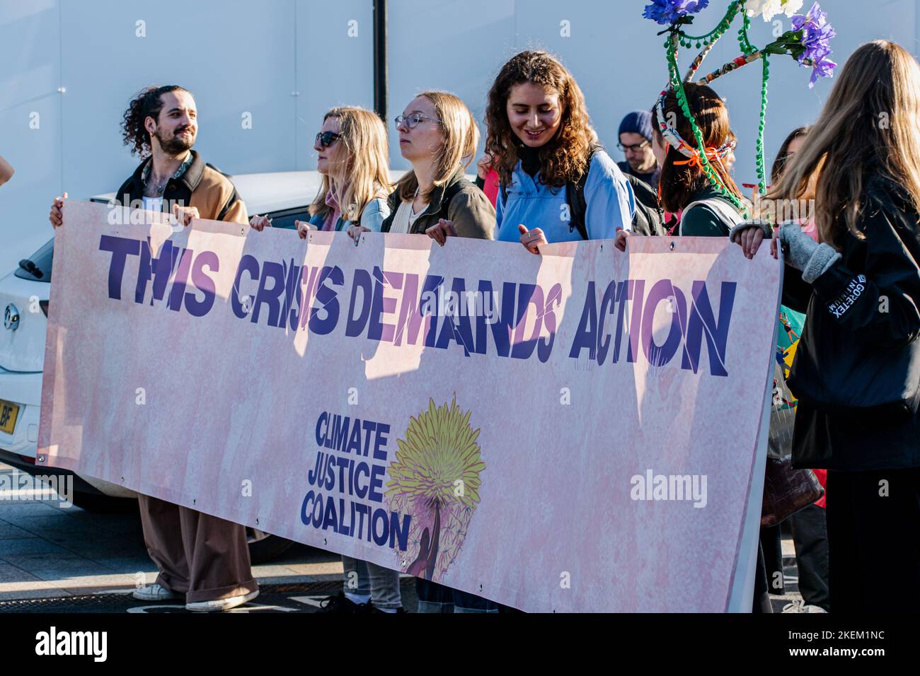 Demonstranten bei der Climate Justice Coalition marschieren in London Stockfoto