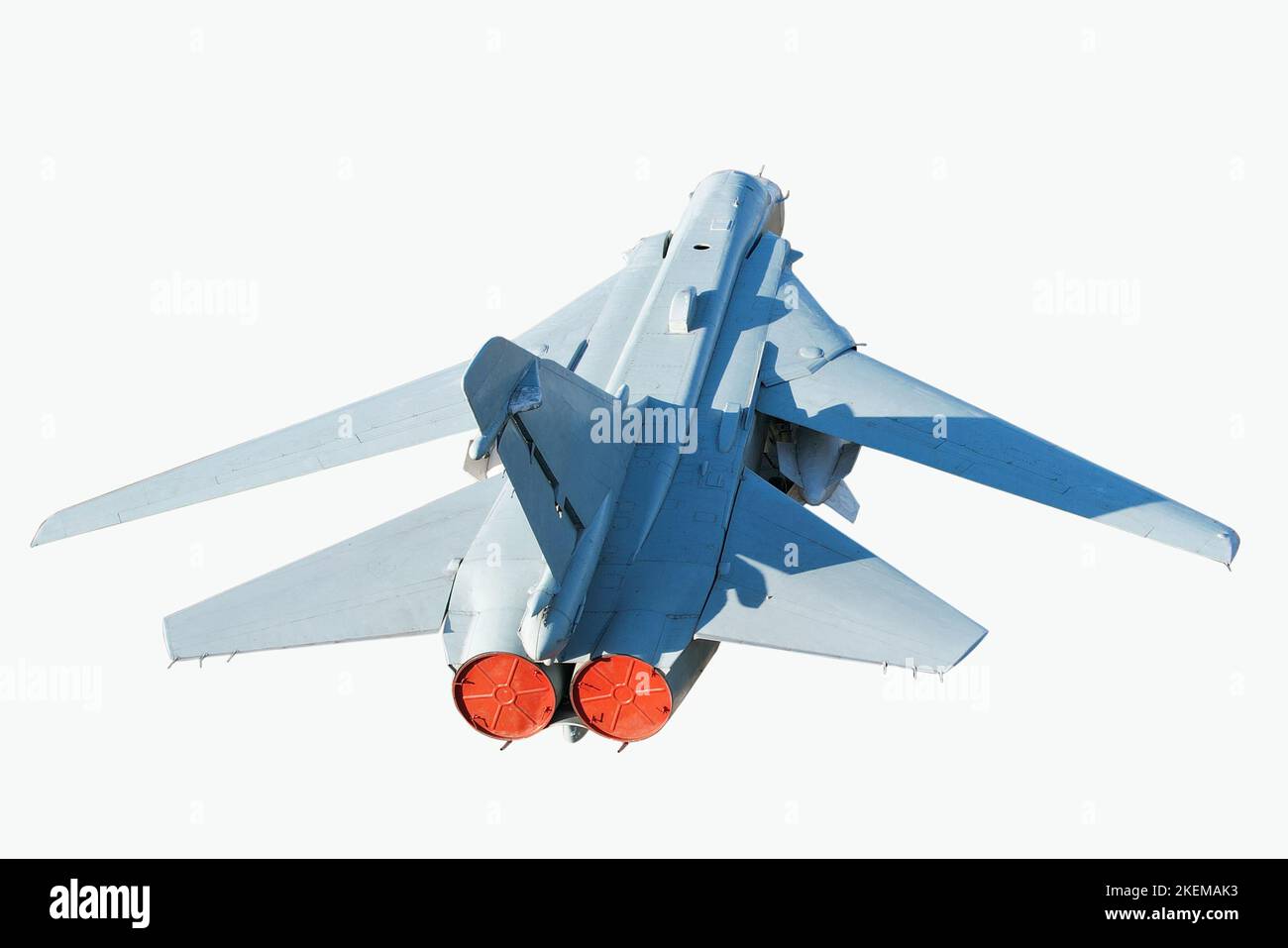 Thema Militärluftfahrt. Grauer Flugjet-Bomber aus Metall isoliert Stockfoto