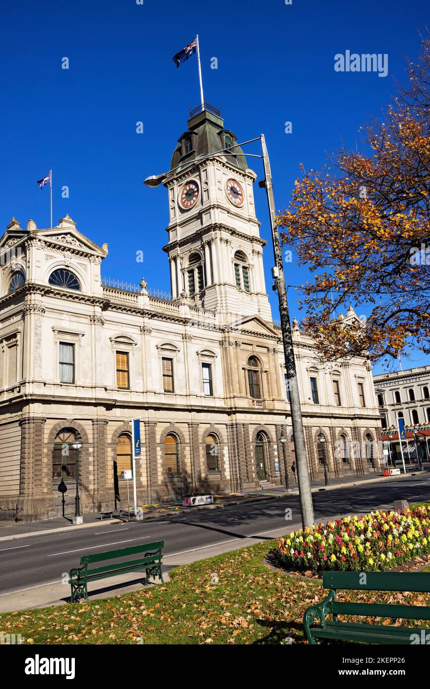 Ballarat Australien / Außenansicht des circa 1872 Ballarat Town Hall. Das Rathaus von Ballarat wurde 1872 eröffnet und ist ein schönes Beispiel für die Städte Stockfoto