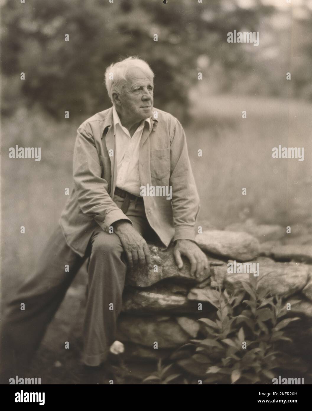 Vintage-Foto ca. 1955 des amerikanischen Dichters Robert Frost, von Clara Sipprell Stockfoto