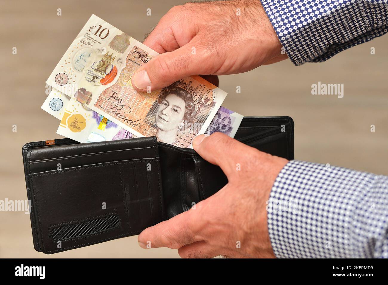Abbildung Foto - das britische Pfund, (GPB) britische Währung, Geldscheine, Banknote (CTK Photo/Petr Svancara) Stockfoto