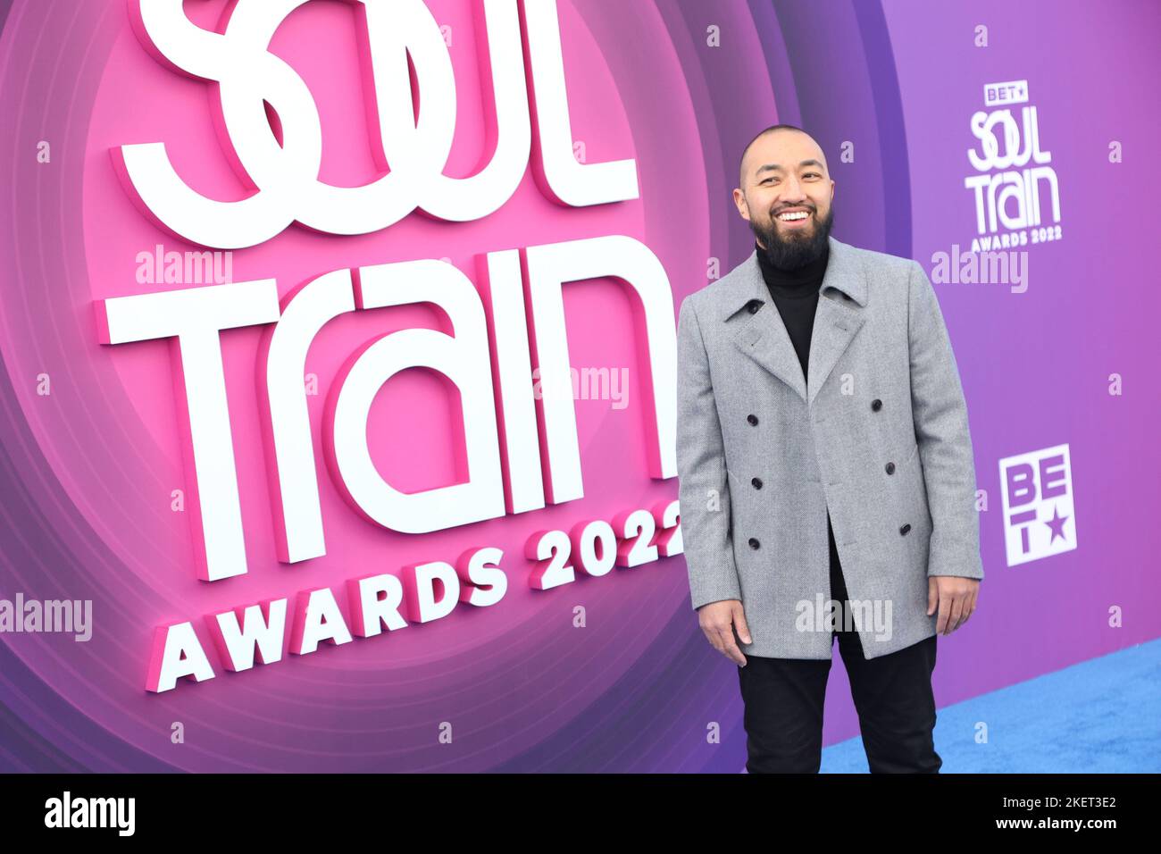 Brian Rikuda, Executive VP of Enterprise Growth Strategy, Business Operations and Programming Strategy bei BET, kommt am Sonntag, den 13. November 2022, zu den Soul Train Awards 2022 in der Orleans Arena im Orleans Hotel and Casino in Las Vegas, Nevada, an. Foto von James Atoa/UPI Stockfoto
